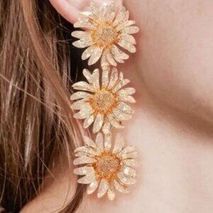 Sunflower Drop Earrings -gold toned